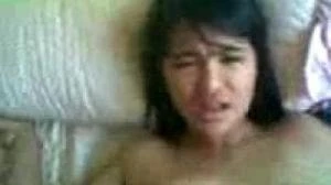 Jembi Mulus Diewe Sambil Main Hape