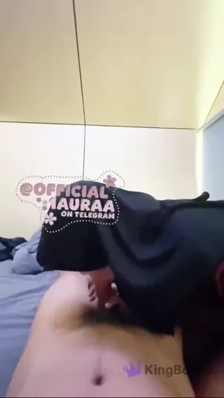 Laura Hijab Ulekan Cewek Alim Yang Aslinya Binal